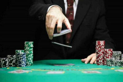 Những mẹo chơi Poker hiệu quả – dễ thắng nhất